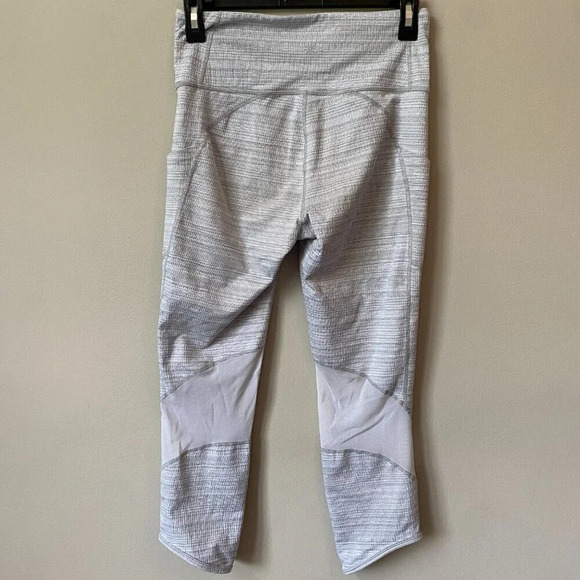 Athleta Women's Small High Rise Jacquard Mesh Chat to Town Capri Crop Leggings - Picture 12 of 16